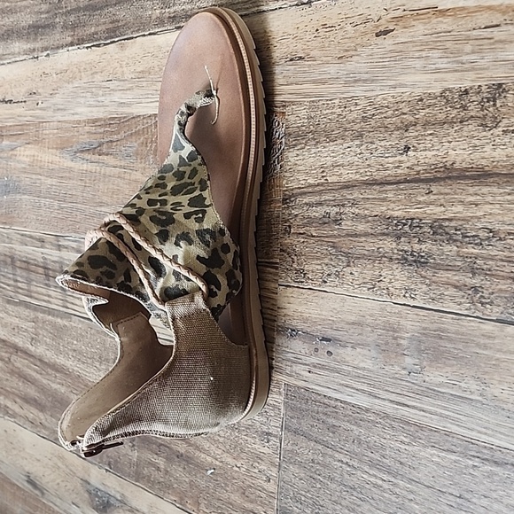 Very G Leopard Print Sandals Sz 11 - Picture 3 of 8